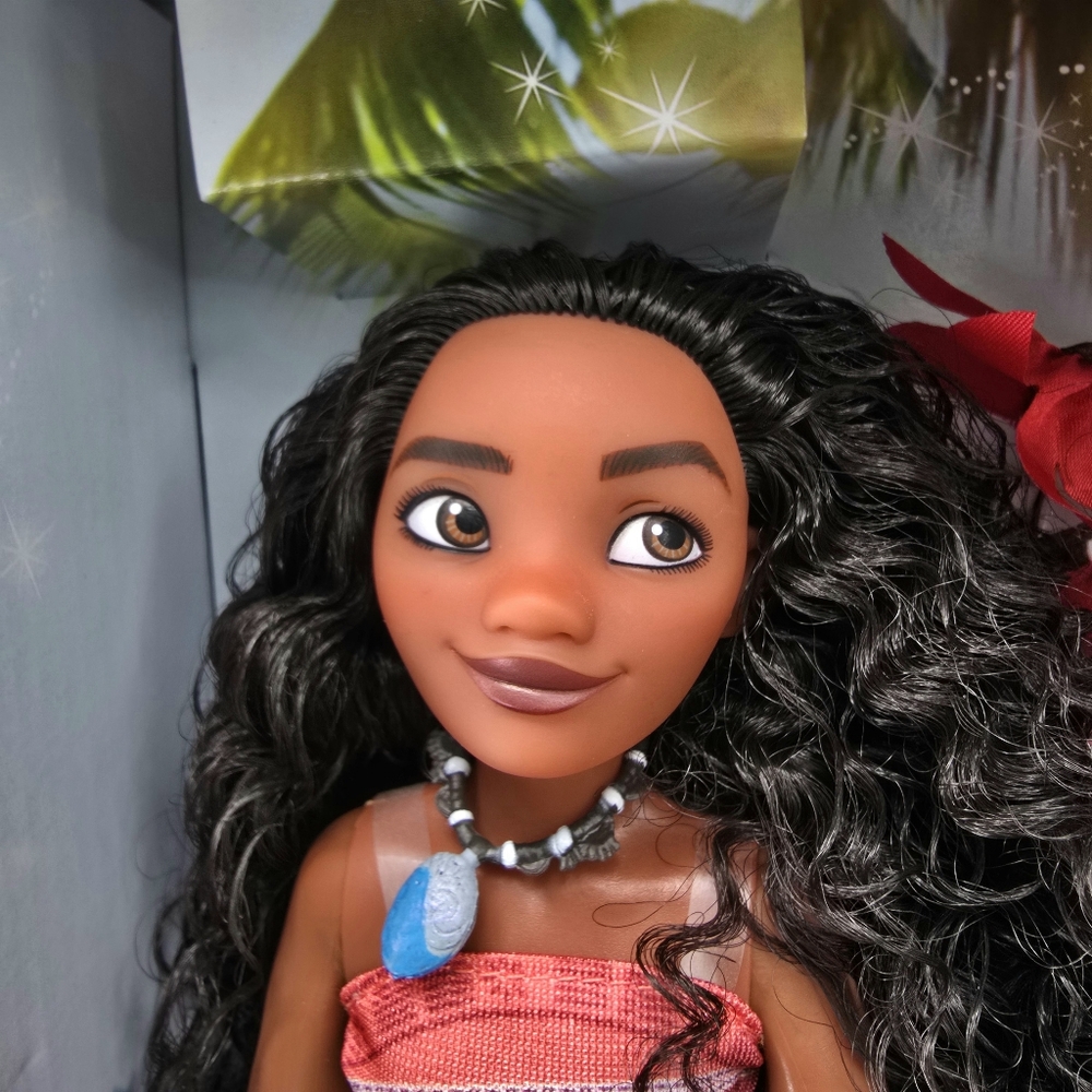 Moana Disney Story Doll - Picture 5 of 7